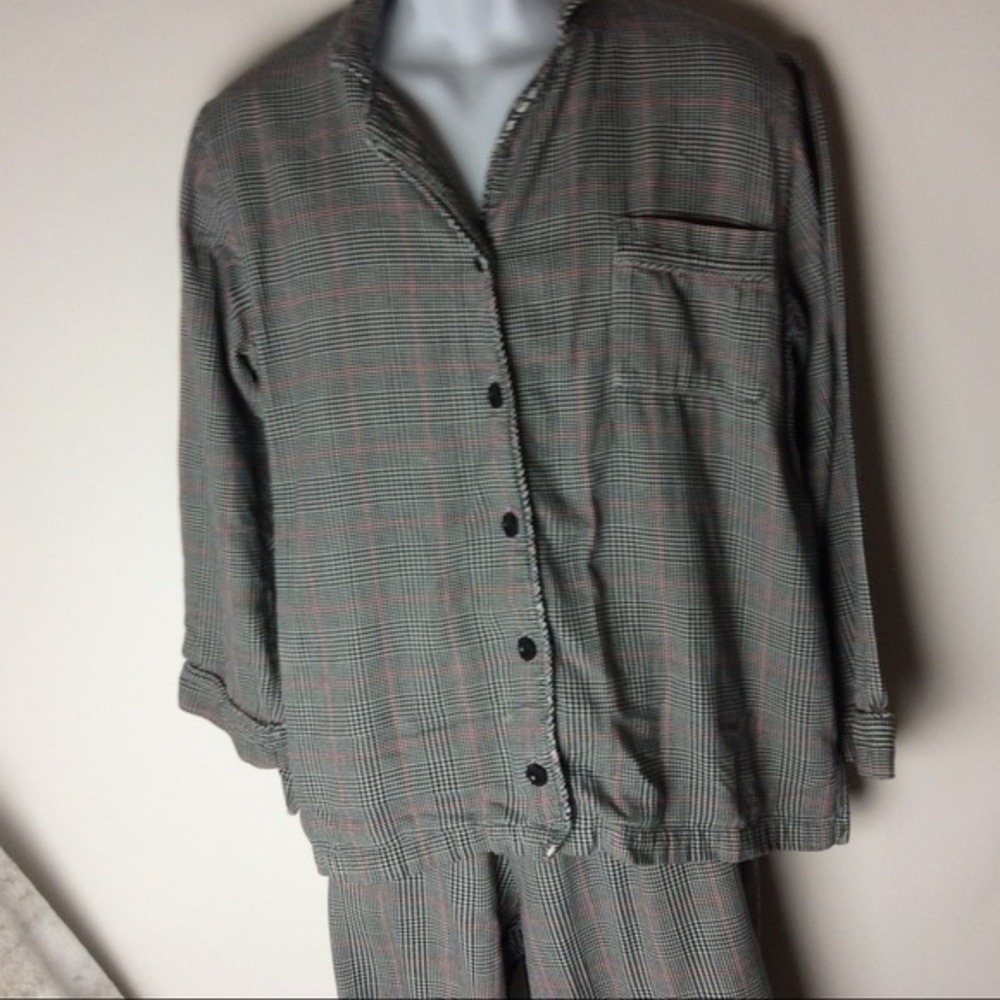 Cabernet Pajama 2PC Set Women's Medium B/W & Red Herringbone‎ Plaid